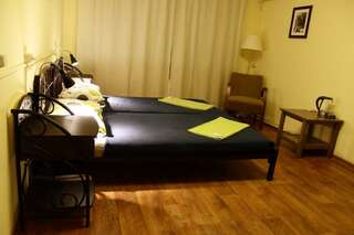 Гостиница Регата Краснодар Номер эконом с 2 односпальными кроватями-4